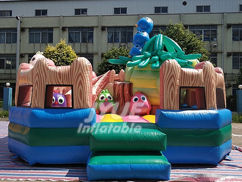 aire de jeux gonflable géante