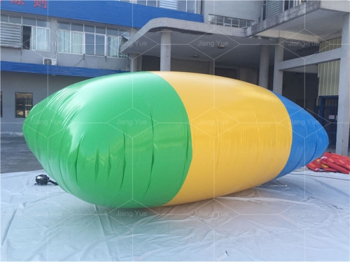 PVC Lake Water Play Equipment Inflatable Catapult Blob Toys Jumping Pillow for Active Fun